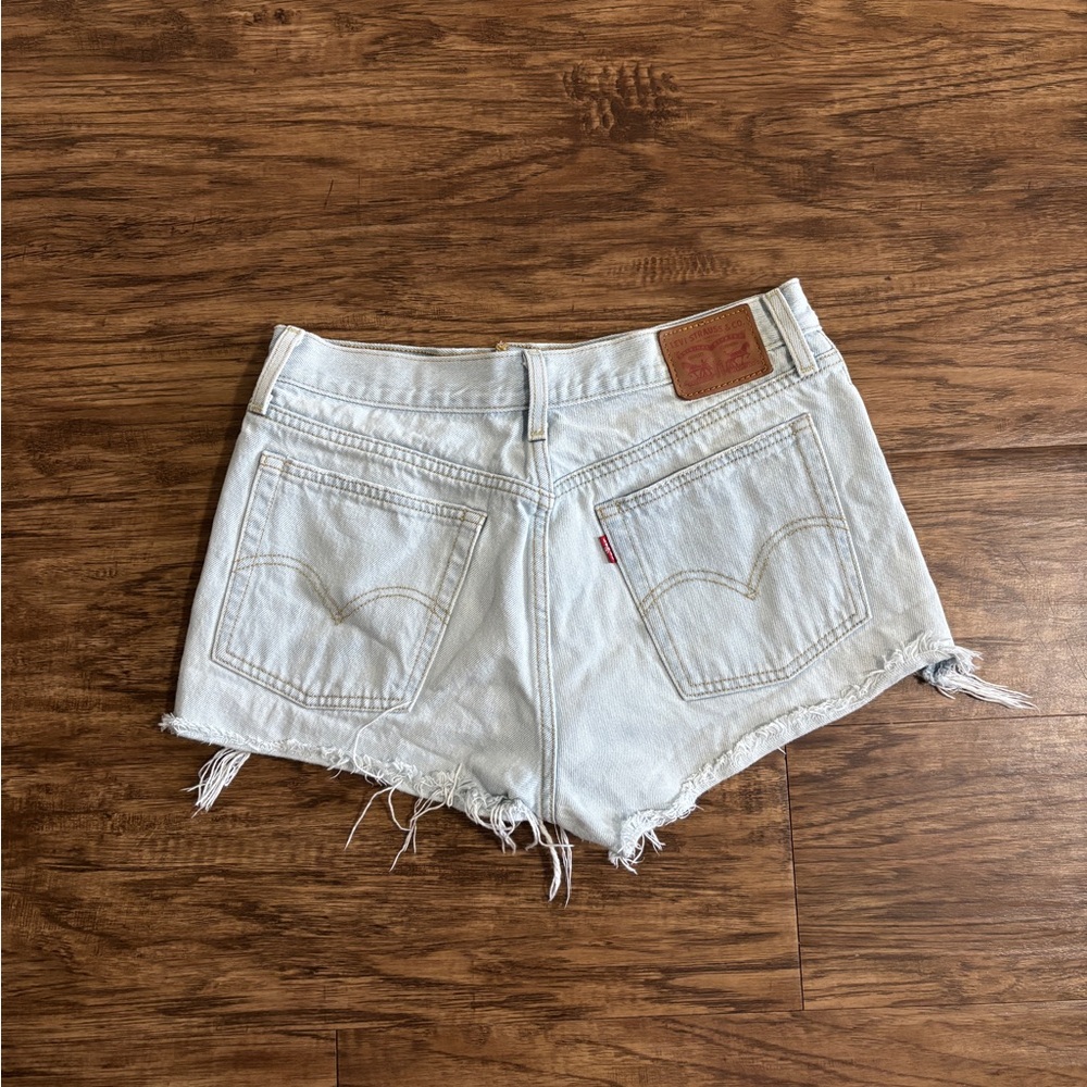 Levi's Women's Light Blue 29 Waist Denim Shorts